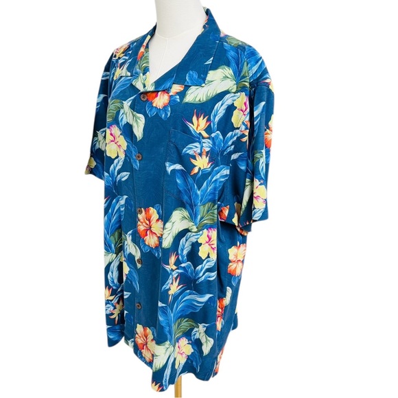 Tommy Bahama 100% Silk Men XXL Hawaiian Shirt Blue Floral Camp Button Front - Picture 8 of 12